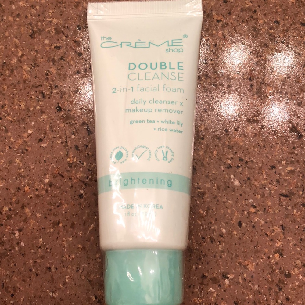 The Creme double cleanse 2-in-1 facial foam